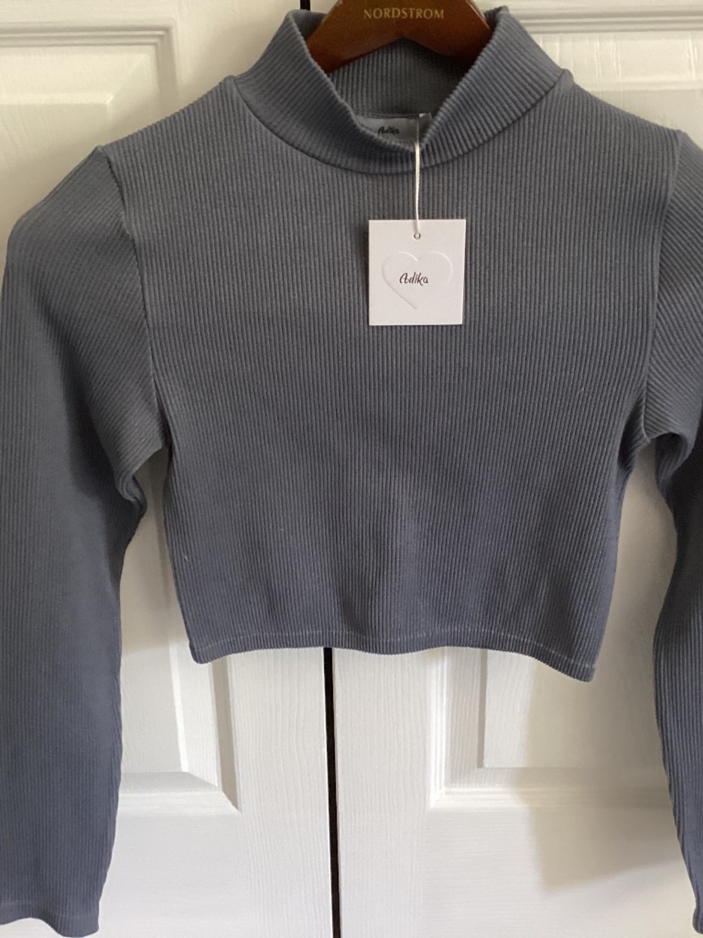 Junior NWT Adika Gray Ribbed Crop Top Long Sleeve Mock Neck XXL